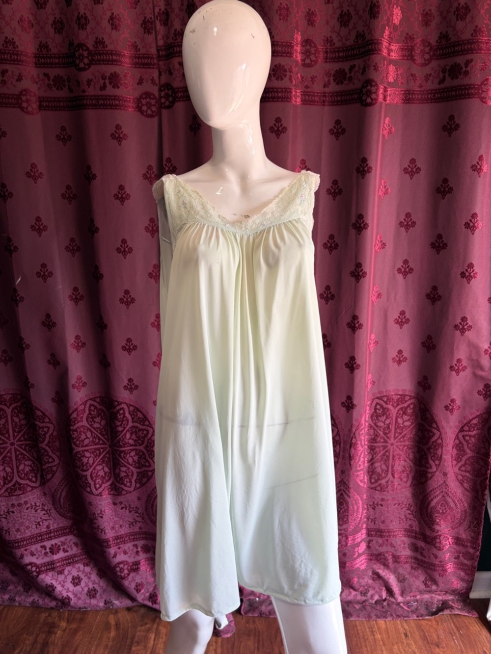 Vintage Light Mint Lace-Trim Sleeveless Nightgown Size Large